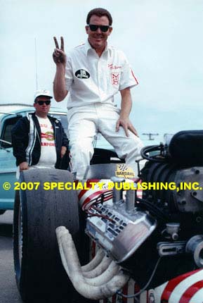 Lions Rare Photographic Memories drag racing photo - Tom McEwen Gives the Peace Sign